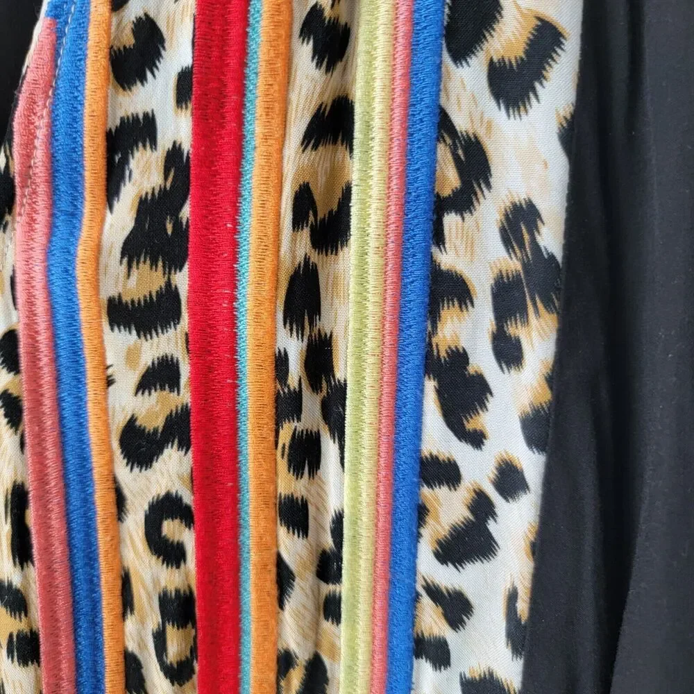 Savanna Jane Womens Animal Pattern Top size M Boho 3/4 sleeve